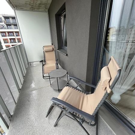 Komfort W Centrum Parking Wrocław Eksteriør bilde