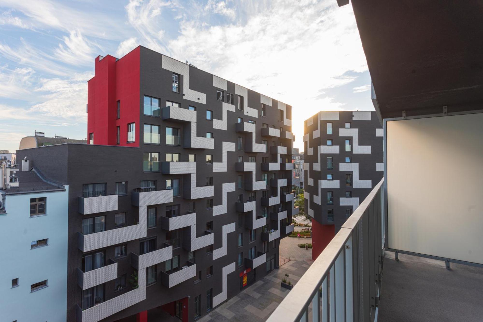 Komfort W Centrum Parking Wrocław Eksteriør bilde